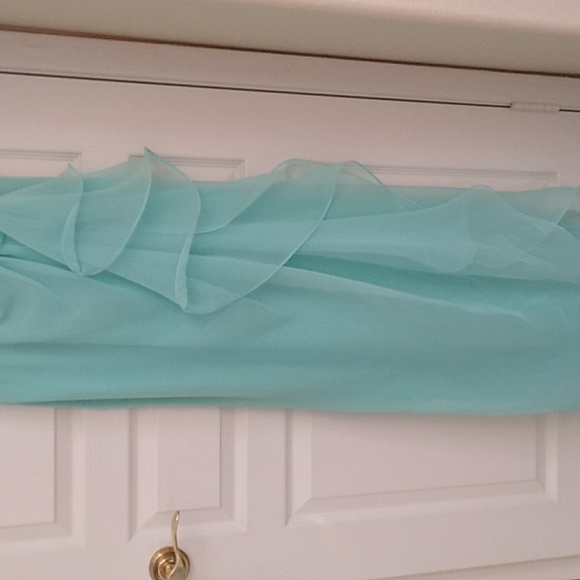 NWT A Gorgeous Imagnin Elegant Evening Dress - Picture 3 of 17